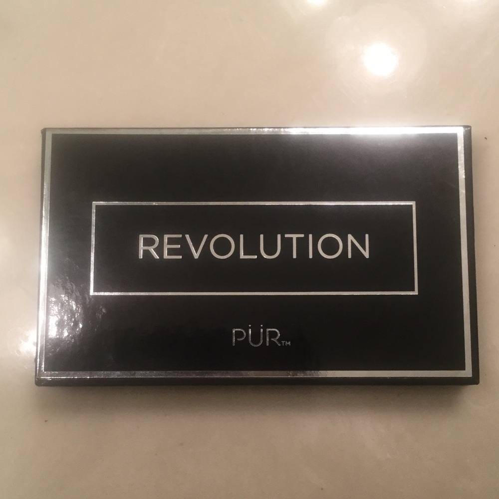 Pur Revolution Mini Eye Shadow Palette