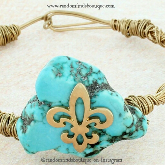 Fleur de Lis Turquoise Stone gold bracelet - Picture 2 of 8