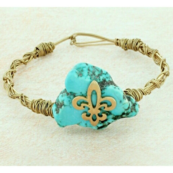 Fleur de Lis Turquoise Stone gold bracelet - Picture 8 of 8
