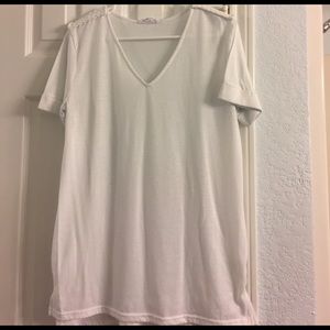 White shirt sleeve top