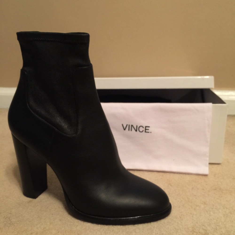 VINCE Black leather bootie NWT