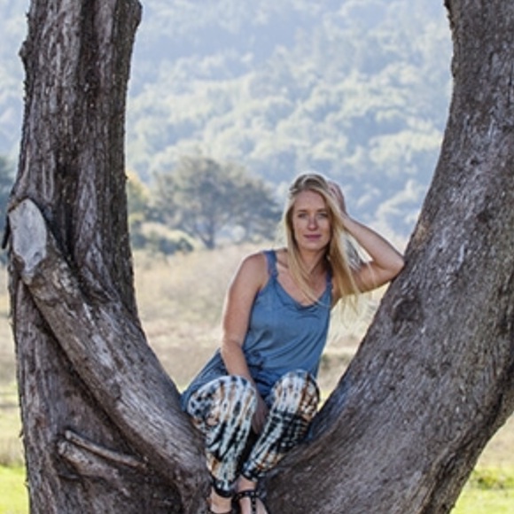 Gorgeous loose fitting leggings - Picture 2 of 4