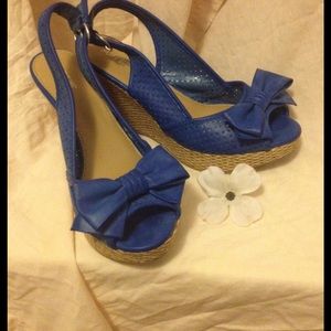 Blue APT.9 Wedges with Bow