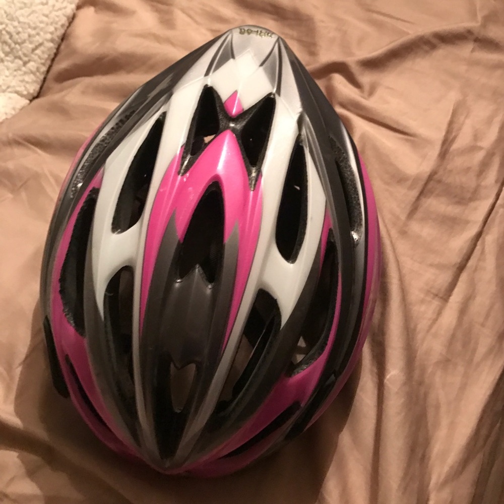 Like new bell bike helmet.