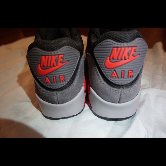 womens air max 90 size 7