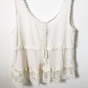 Forever 21 Frilly Lace Top