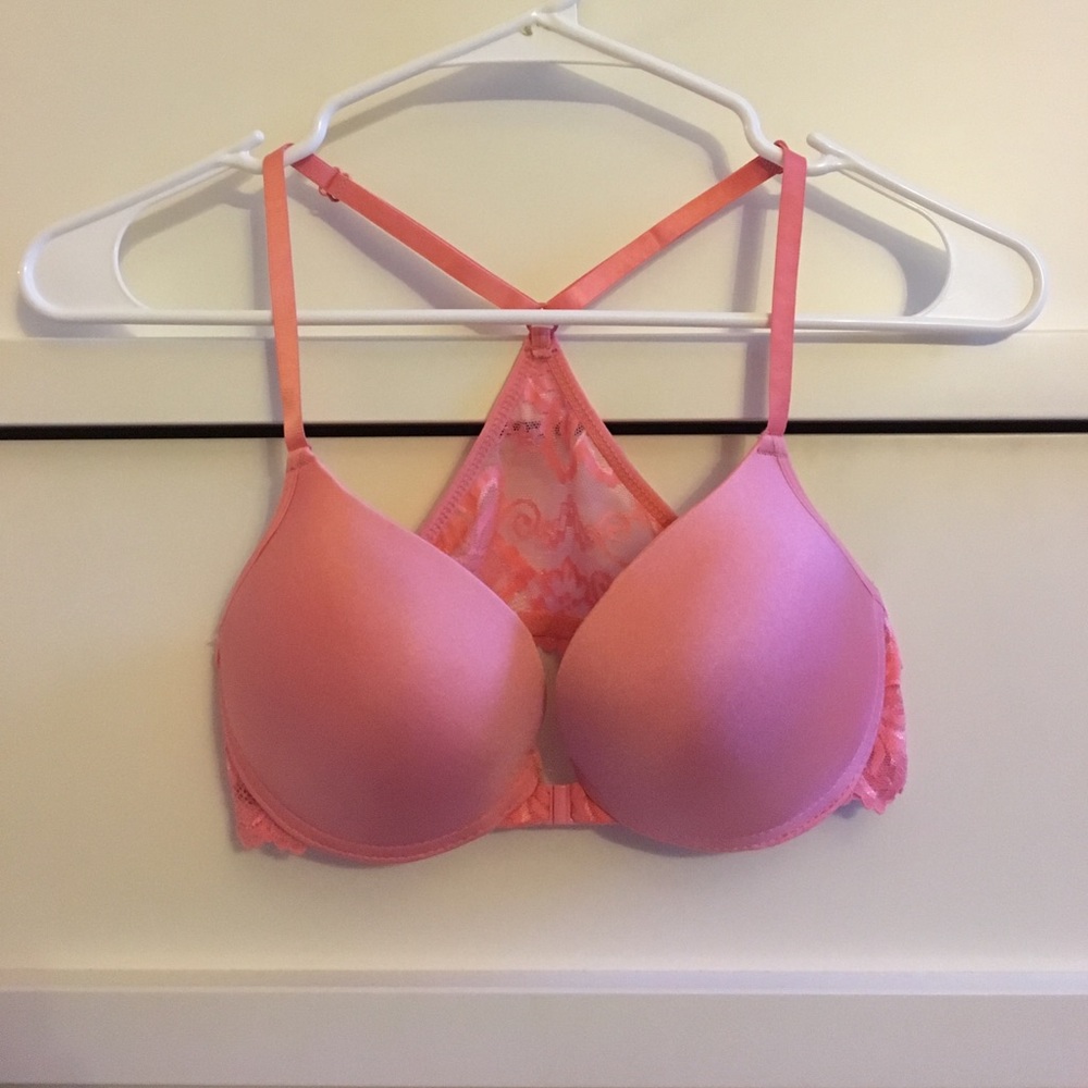 Pink lacy push-up bra