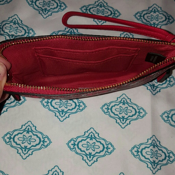 Brand new coach wristlet/wallet - Picture 3 of 6