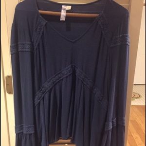 Francesca's Blue Flow Top
