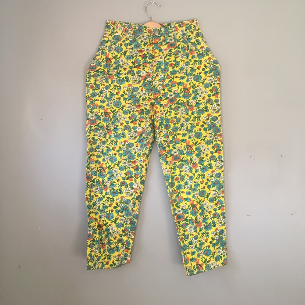 Vintage denim floral capris