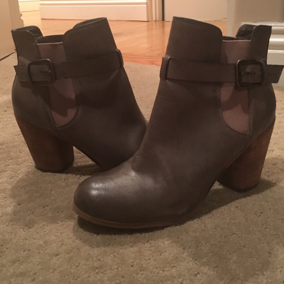 barely worn Nordstrom booties! - Picture 1 of 3