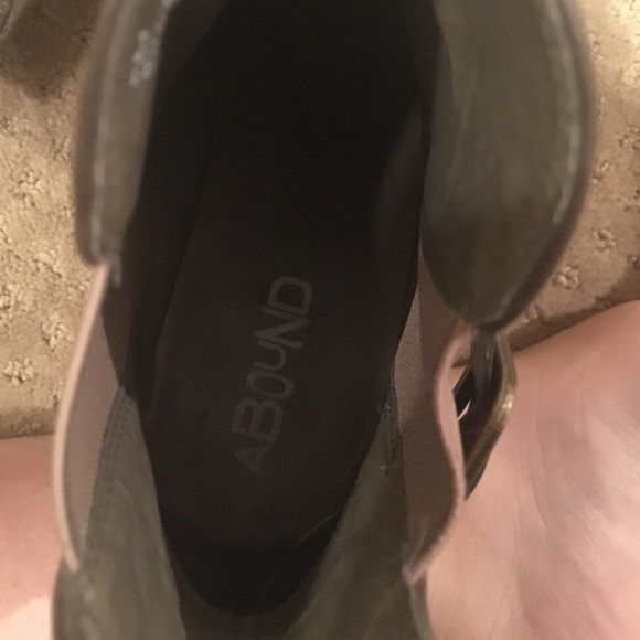 barely worn Nordstrom booties! - Picture 3 of 3