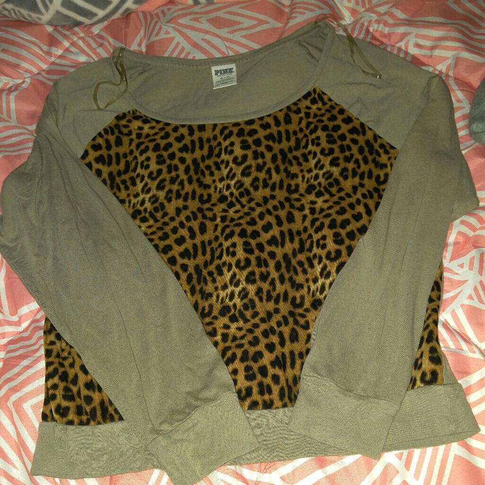 Victoria secret PINK leopard print crew