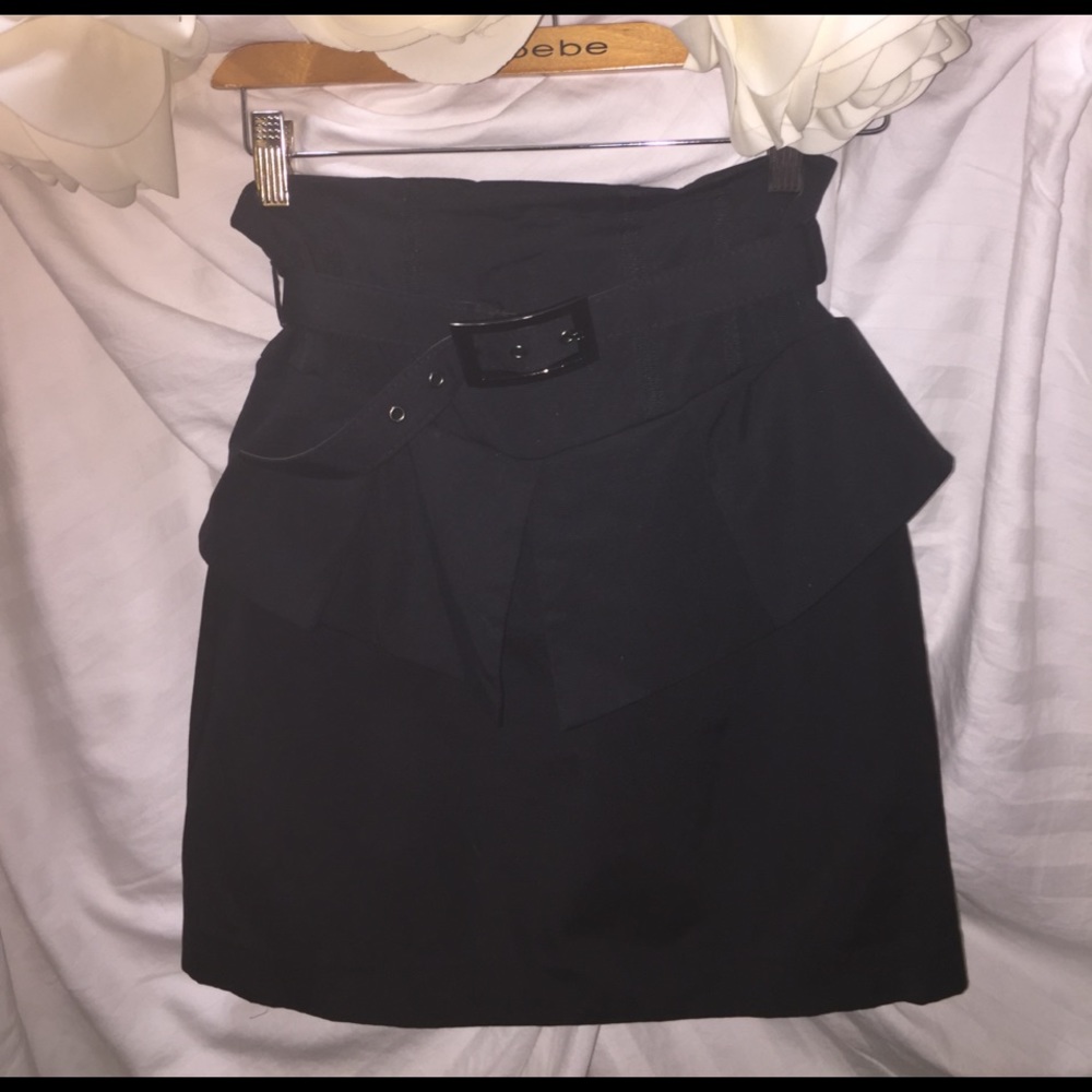 Bebe skirt