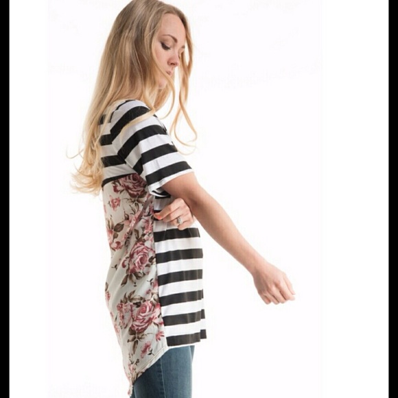 Womans Top - Picture 2 of 4