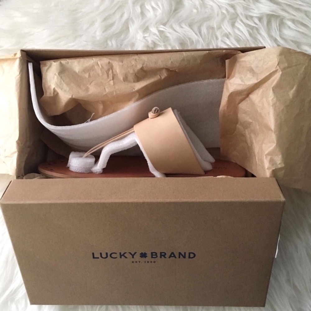 PM Editor Pick | nwt//lucky brand • ari sandals - Picture 7 of 8