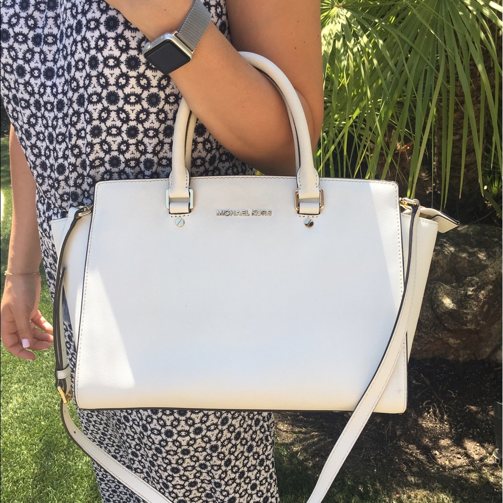 Micheal Kors white large bag