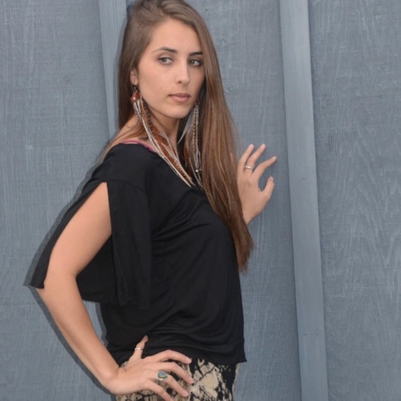 Black T- Back Flowy Blouse - Picture 6 of 8