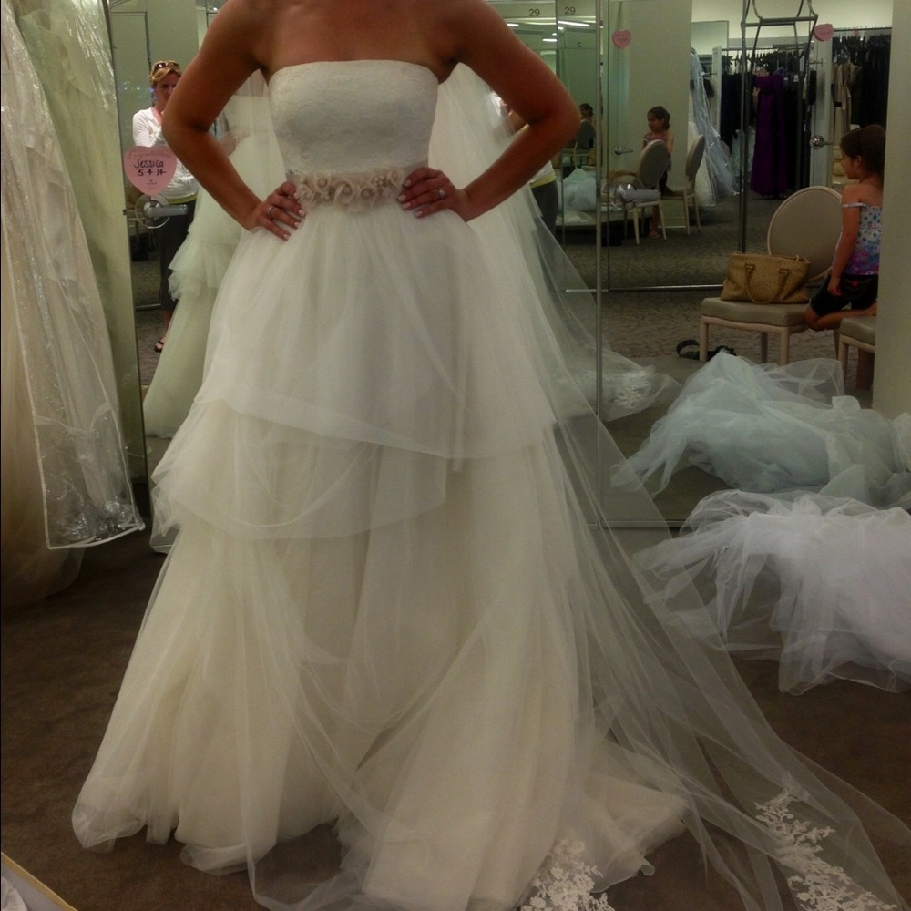 New with tags Vera Wang white wedding dress