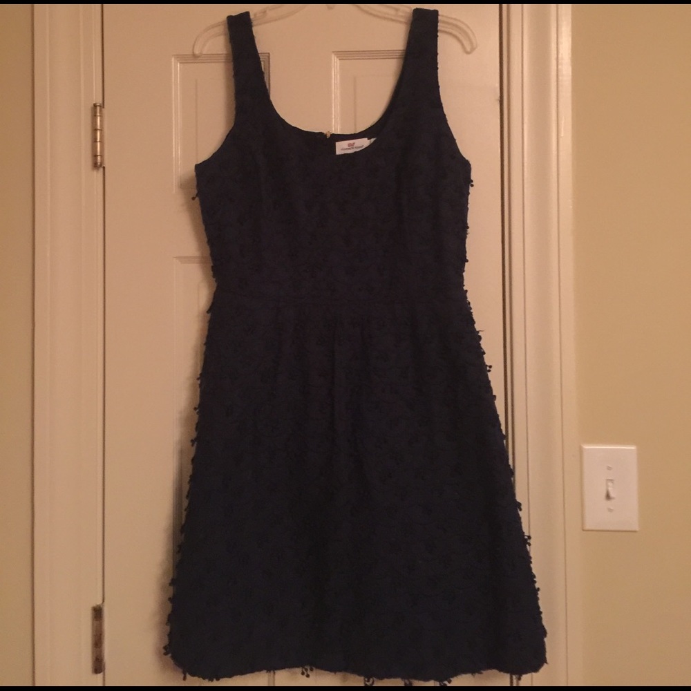 Vineyard vines navy embroidered dress