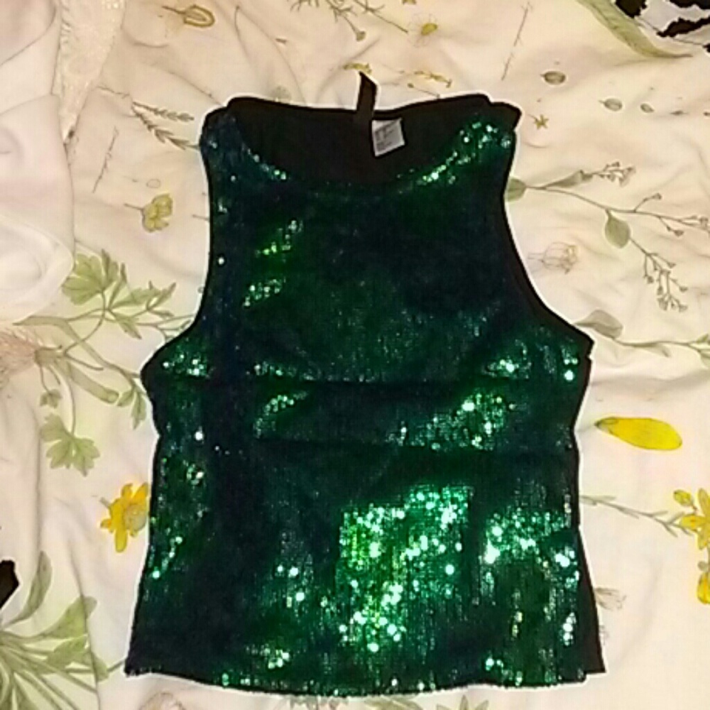Final Price!  NWOT Crop top green sequined xs
