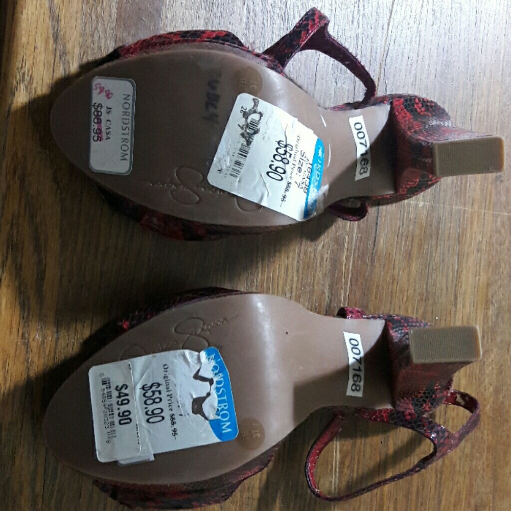 Shoes - Picture 3 of 3