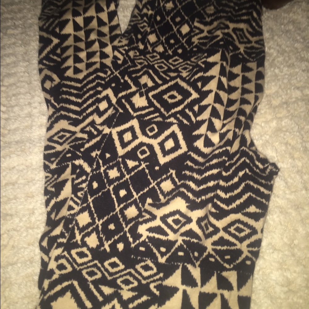 Small Aztec leggings