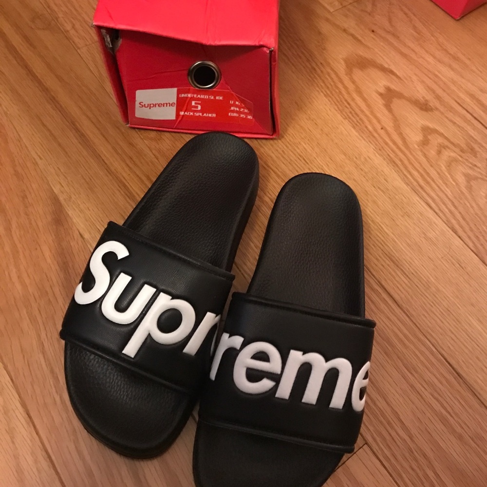 SUPREME slides sandals