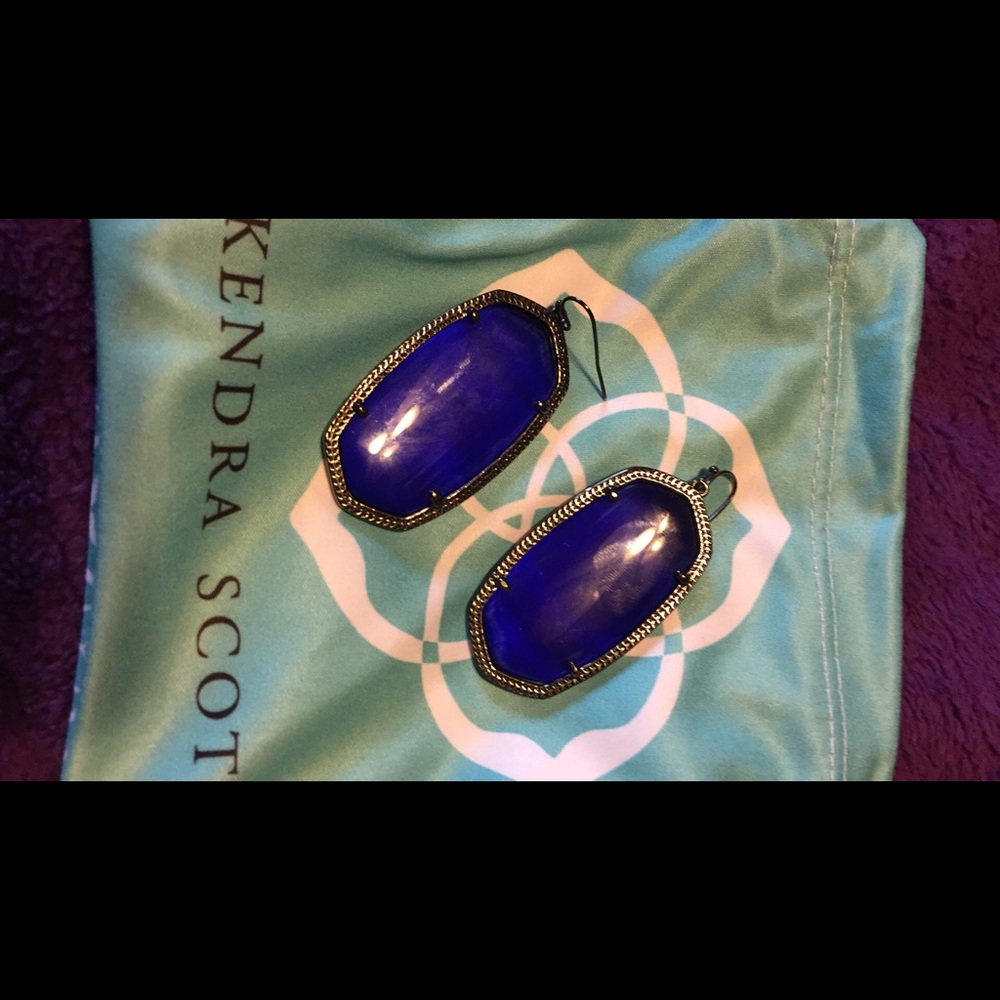 Custom made Kendra Scott Danielle earrings!