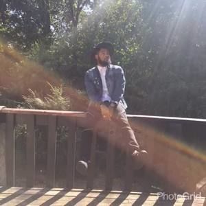 Meet your Posher, Chris