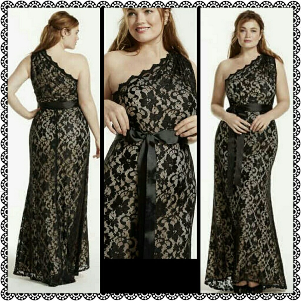 Plus Size David's Bridal Formal  Dress w/ ribbon