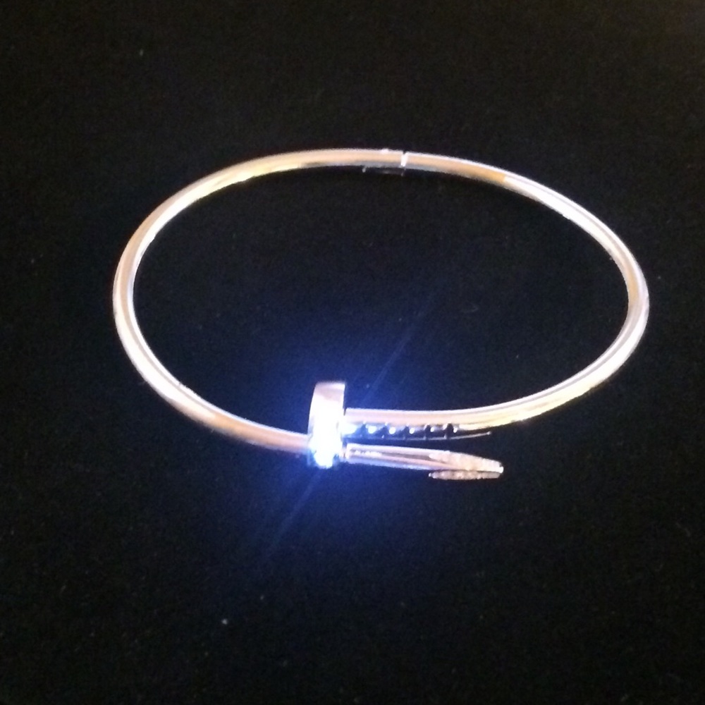 Silver Plated Bangle Nail Bracelet with Crystal