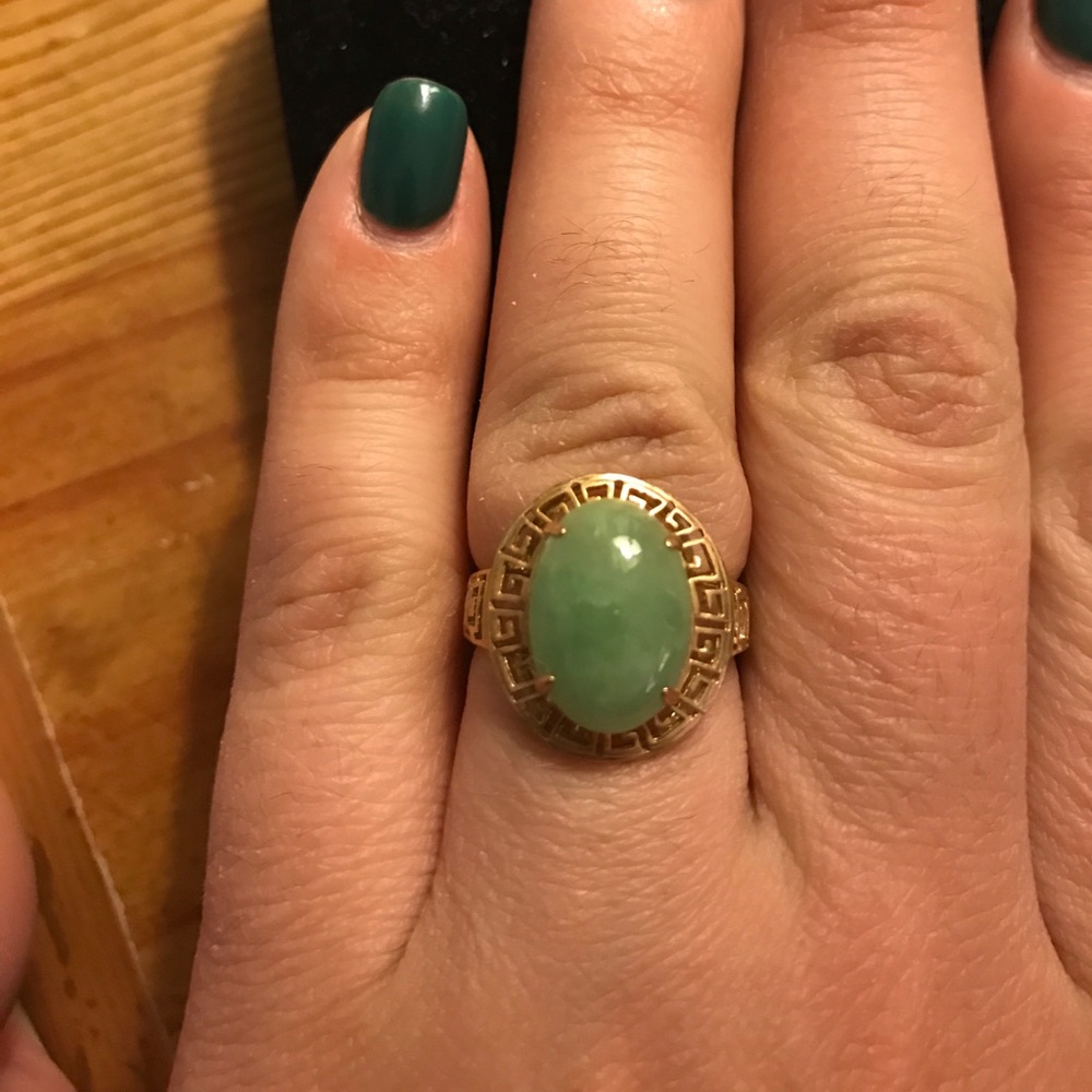 14K YG green jade ring 💍