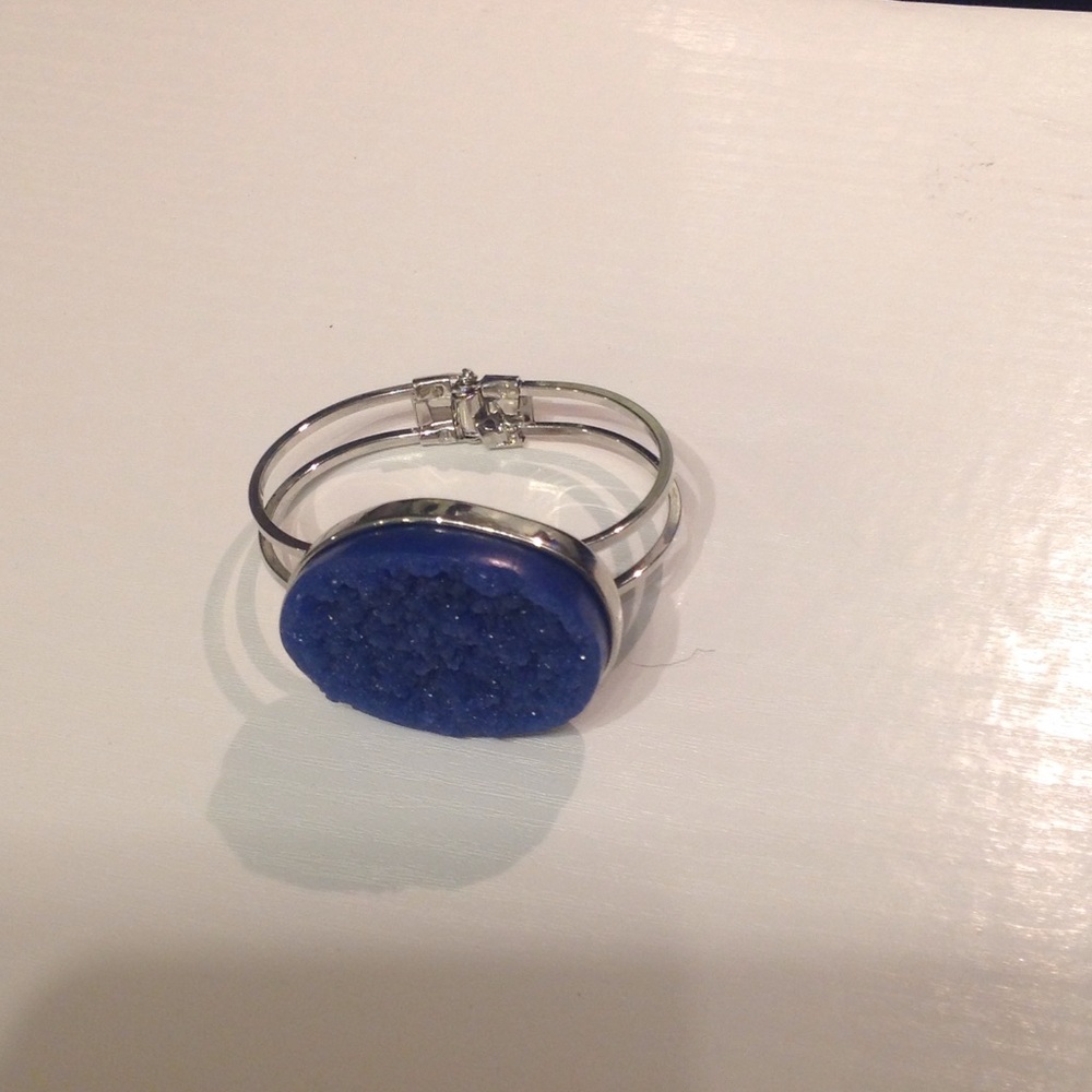 Awesome sparkly "druzy like" bracelet!