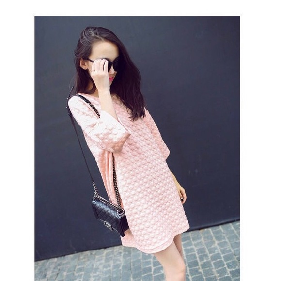 Dresses & Skirts - Embossed sweater dress.3/4 sleeve