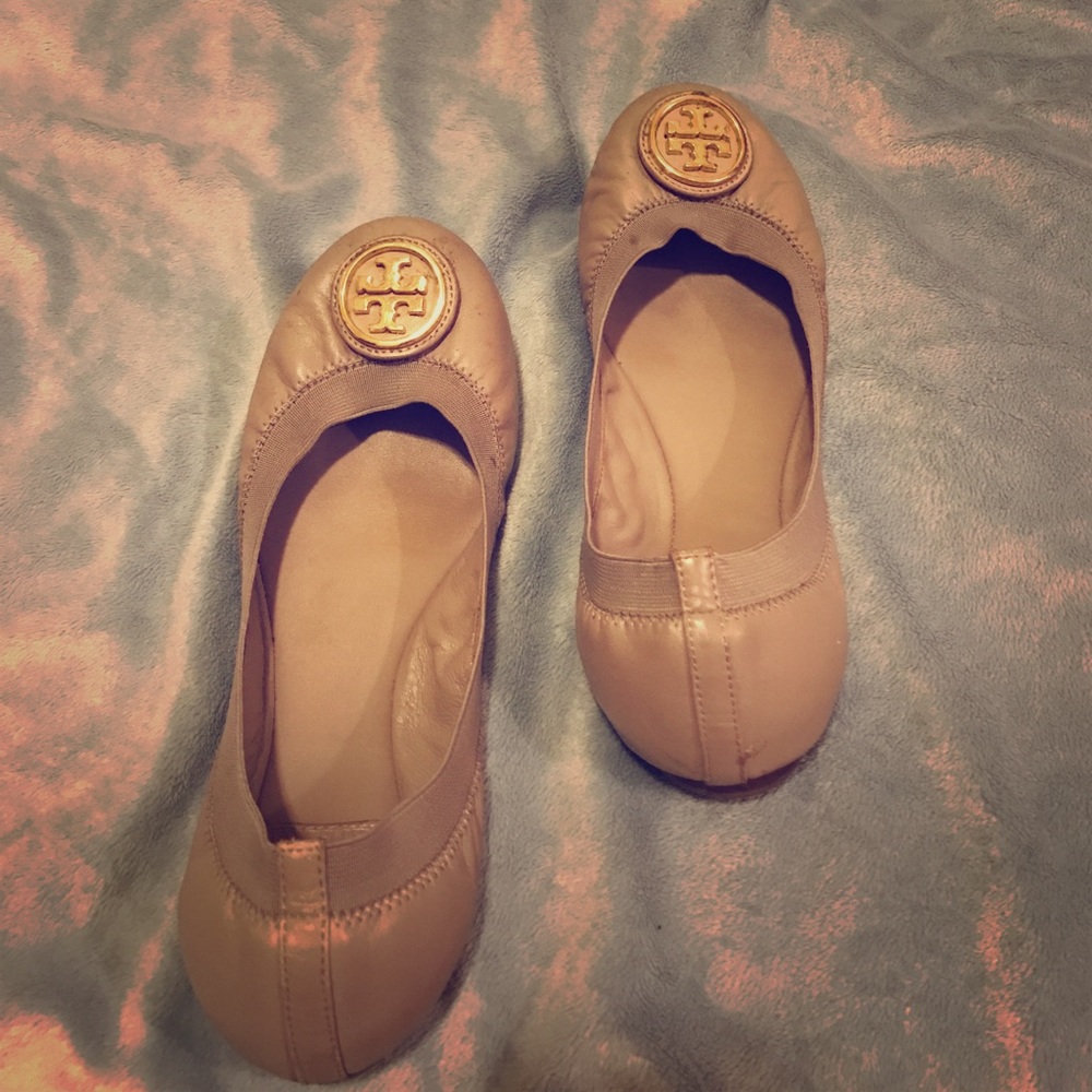 Tory Butch stretch ballet flats