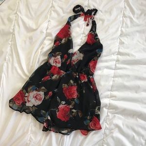 Veveret Halter Romper