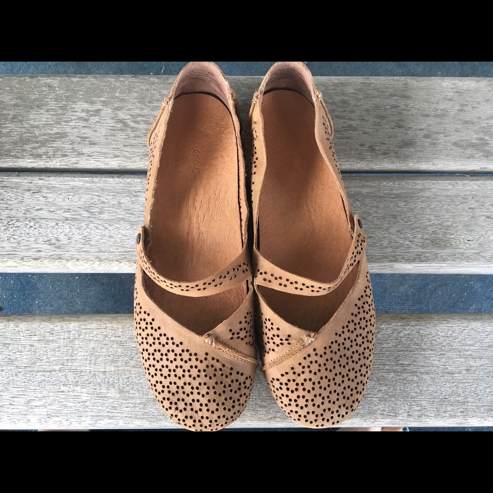 OluKai Pueo Perf Brown Leather Shoes