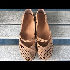 OluKai Pueo Perf Brown Leather Shoes