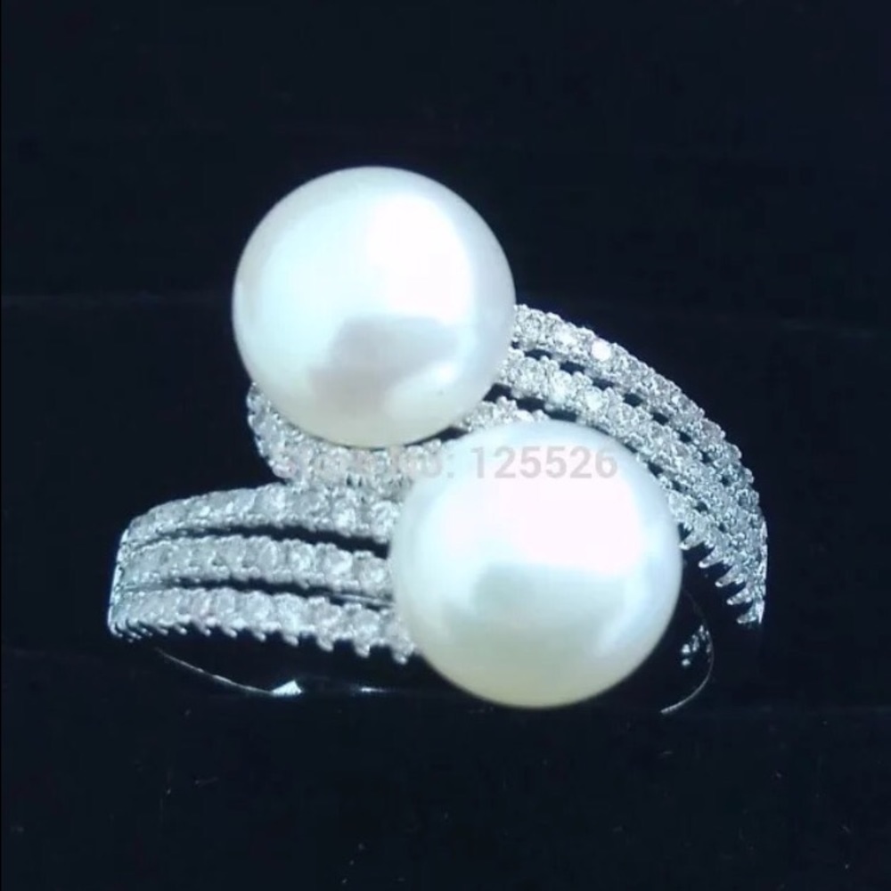 Victoria Wieck Sterling Silver Pearl Ring