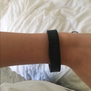 Black Fitbit flex