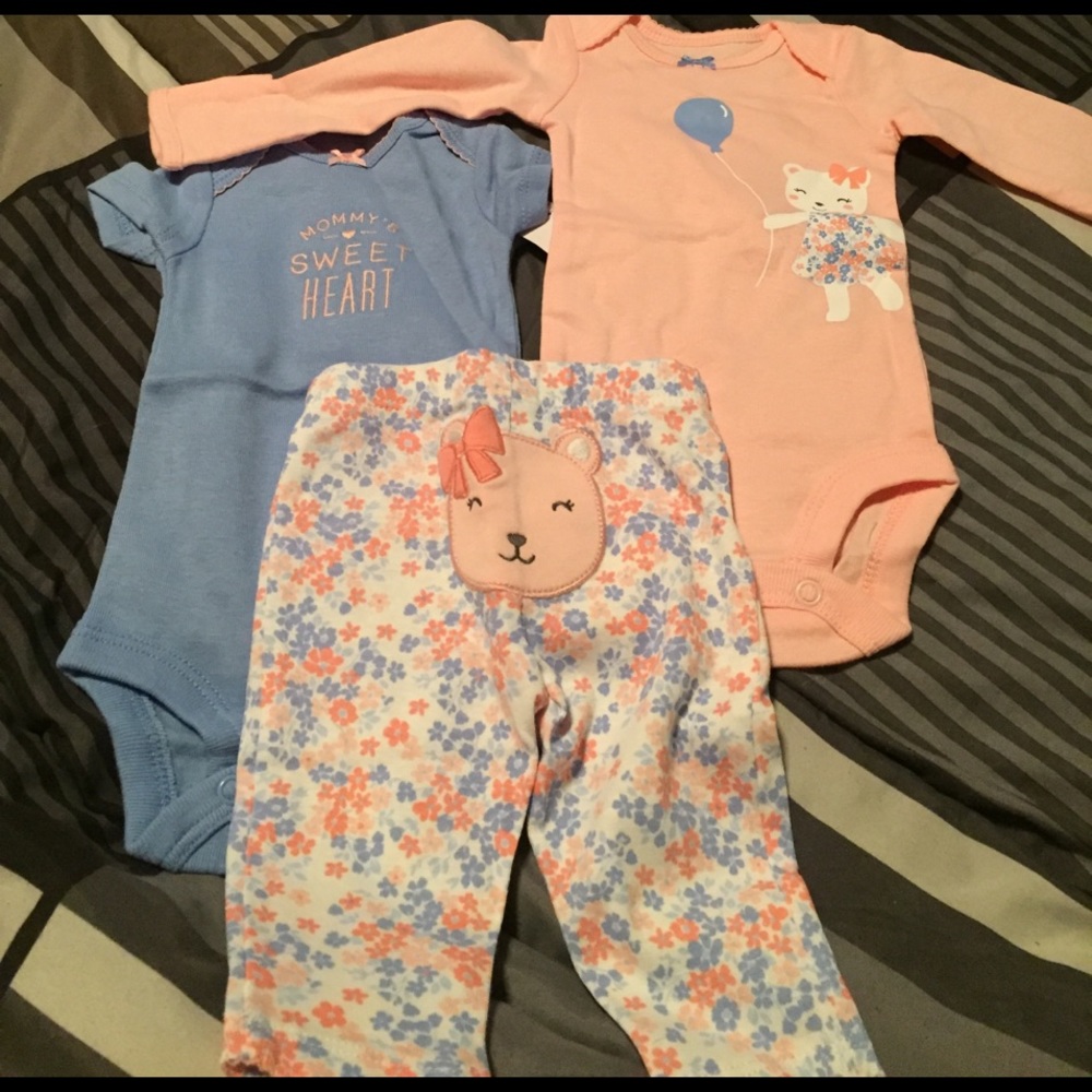 3 piece NB baby girl outfit- new with tags