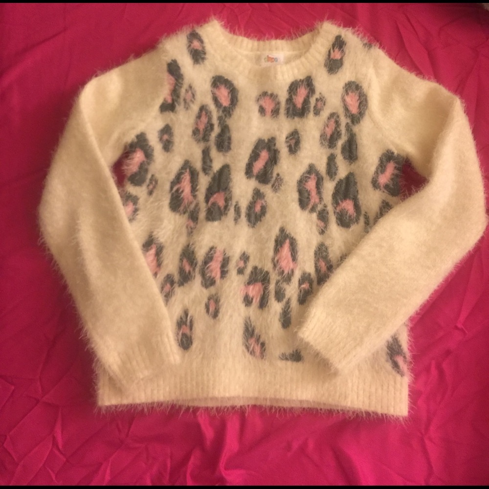 Cheetah Print fuzzy sweater