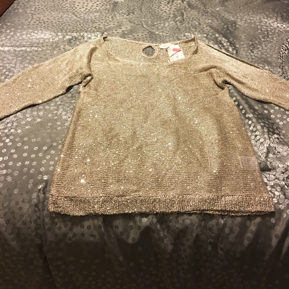 Beautiful gold blouse 👚