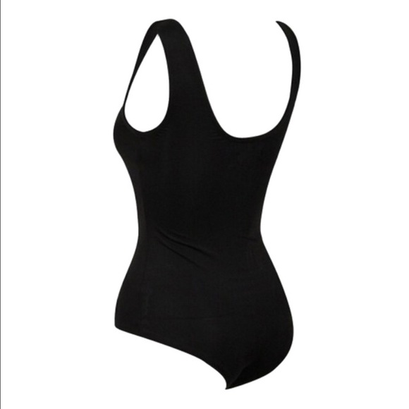 Black Lace Up Eyelet Bodysuit - Picture 3 of 4