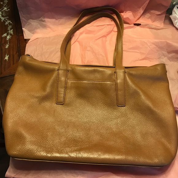Tory Burch Plaque Tote Tan Leather Handbag - Picture 2 of 5