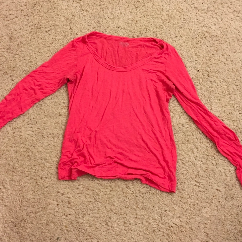 $4 SALE 🔥Pink long sleeve shirt