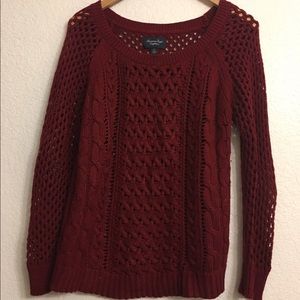 Maroon/red knotted sweater