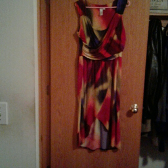 Dress - Picture 3 of 3