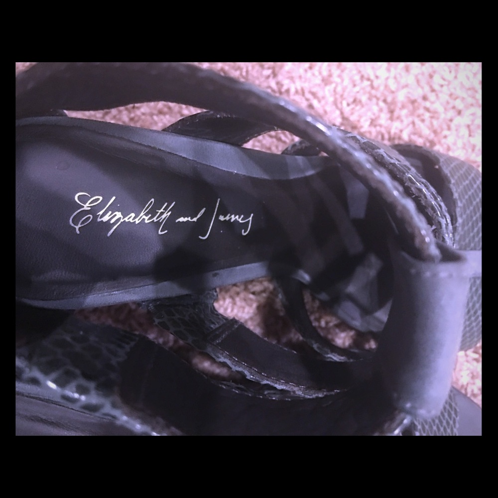 Elizabeth and James heel - Picture 2 of 5